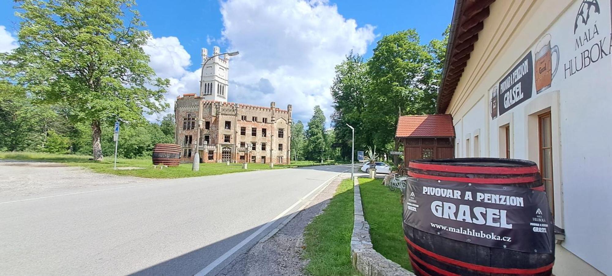 Pivovar A Penzion Grasel Český Rudolec Exterior foto